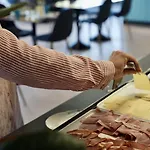 Sure By Western Aeroport Hotel Biarritz