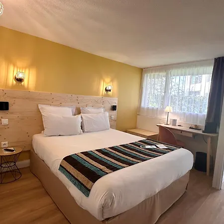 Sure By Western Aeroport 3*