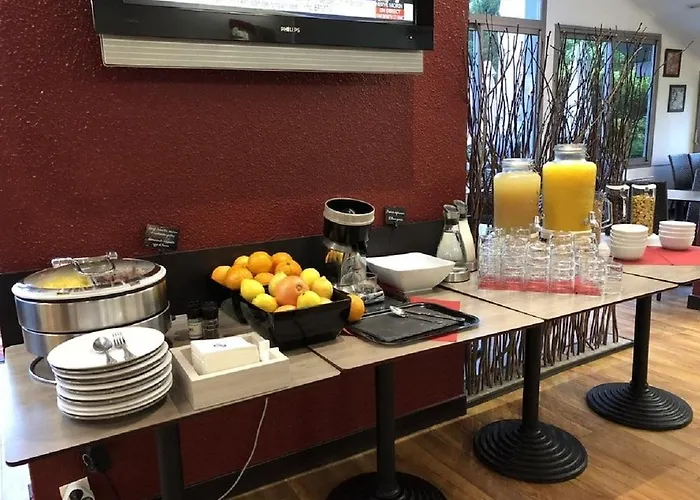 Ξενοδοχείο Sure By Western Aeroport 3*