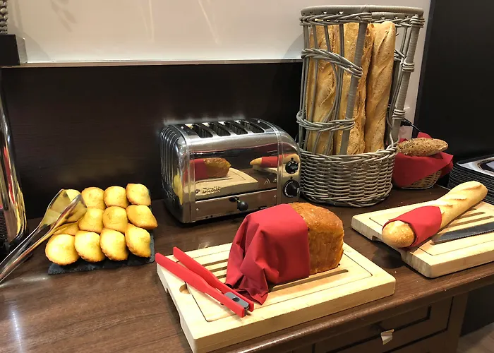 Sure By Western Aeroport 3* Μπιαρίτζ