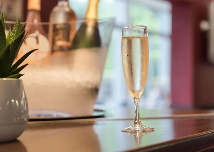 Sure By Western Aeroport