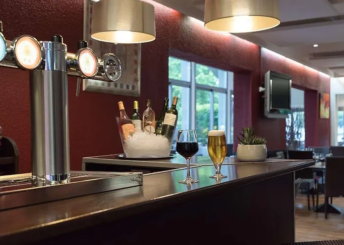 Sure By Western Aeroport Ξενοδοχείο 3*