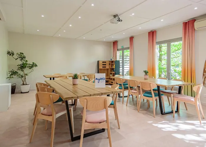 Sure By Western Aeroport Ξενοδοχείο 3*