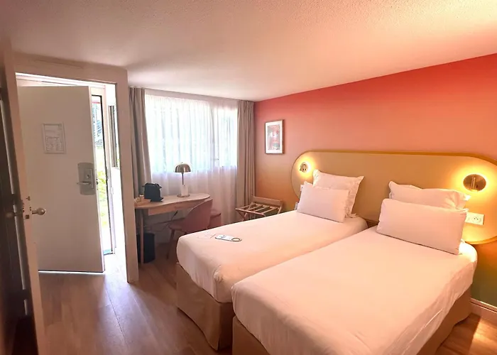 Sure By Western Aeroport Ξενοδοχείο Μπιαρίτζ