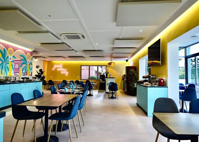 Ξενοδοχείο Sure By Western Aeroport 3*