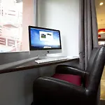 Sure By Western Aeroport 3*
