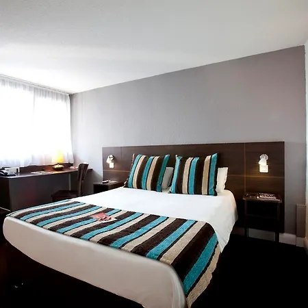 Sure By Western Aeroport Biarritz