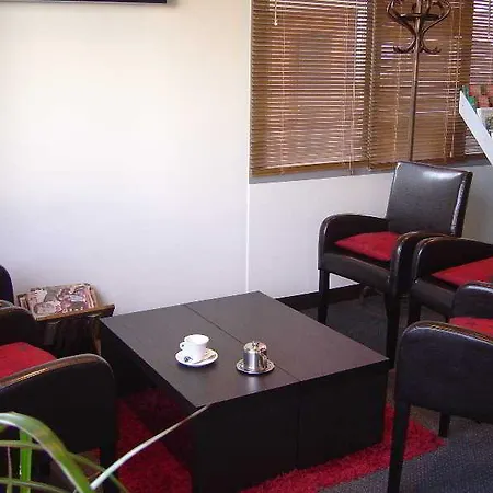 Sure By Western Aeroport فندق