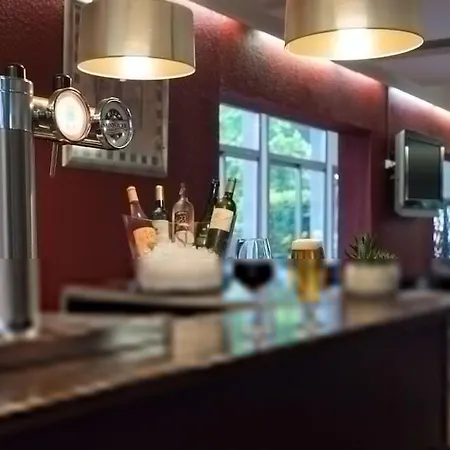 Hotel Sure By Western Aeroport 3*