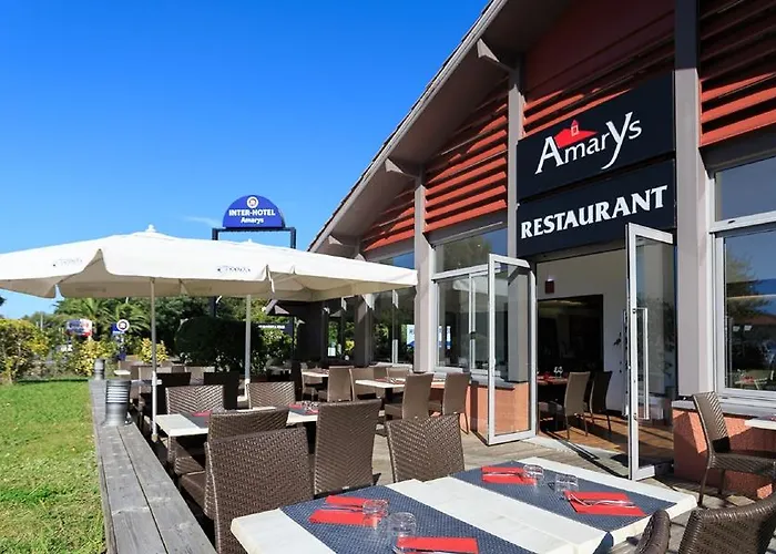 Sure By Western Aeroport Szálloda Biarritz