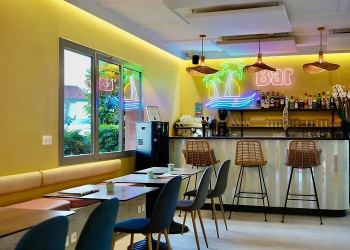 Sure By Western Aeroport فندق بياريتز