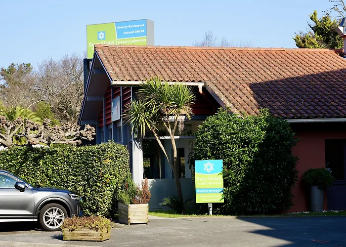 Sure By Western Aeroport Hotel Biarritz